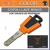 COPIA LLAVE M&C COLOR ORIGINAL con tarjeta de propiedad